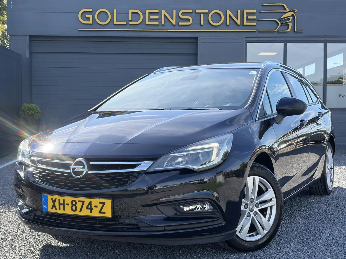 1.4 Turbo Online Edition ✓150pk✓2e Eigenaar✓Camera✓Carplay✓Navi✓Pdc V+A✓Stoelverw✓Stuurverw✓Clima✓Cruise✓Lm velgen✓6 Bak✓Comfortstoelen✓Dealer Onderhouden✓N.A.P