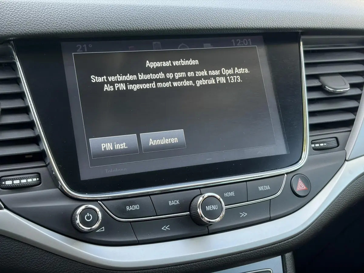 1.4 Turbo Online Edition ✓150pk✓2e Eigenaar✓Camera✓Carplay✓Navi✓Pdc V+A✓Stoelverw✓Stuurverw✓Clima✓Cruise✓Lm velgen✓6 Bak✓Comfortstoelen✓Dealer Onderhouden✓N.A.P