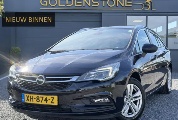 1.4 Turbo Online Edition ✓150pk✓2e Eigenaar✓Camera✓Carplay✓Navi✓Pdc V+A✓Stoelverw✓Stuurverw✓Clima✓Cruise✓Lm velgen✓6 Bak✓Comfortstoelen✓Dealer Onderhouden✓N.A.P