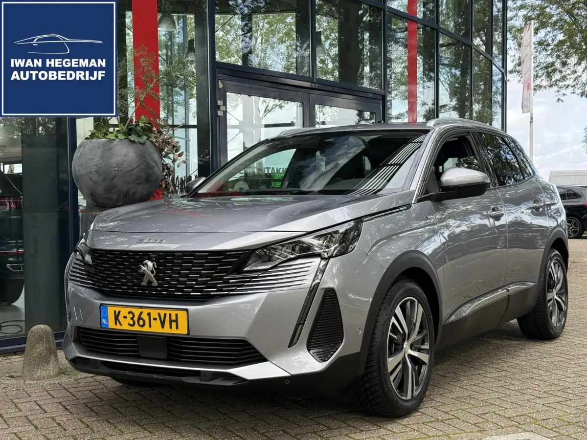 1.6 HYbrid 225 Blue Lease Allure | Navigatie | Climate Control | Licht metalen velgen | Cruise Control