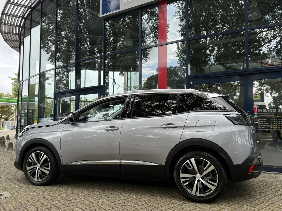1.6 HYbrid 225 Blue Lease Allure | Navigatie | Climate Control | Licht metalen velgen | Cruise Control