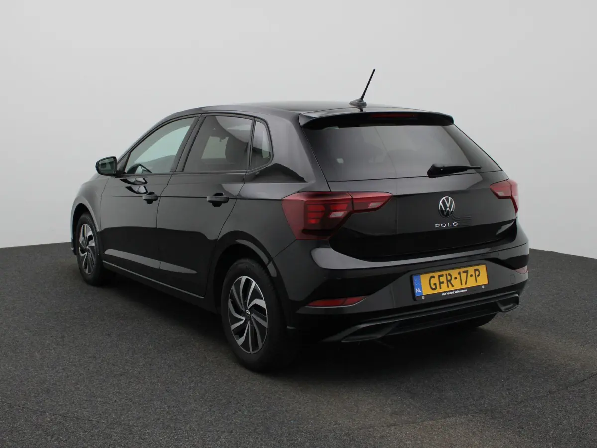 1.0 TSI Life Edition | Automaat | Apple Carplay / Android Auto | Achteruitrijcamera | Parkeersensoren | Lichtmetalen velgen |