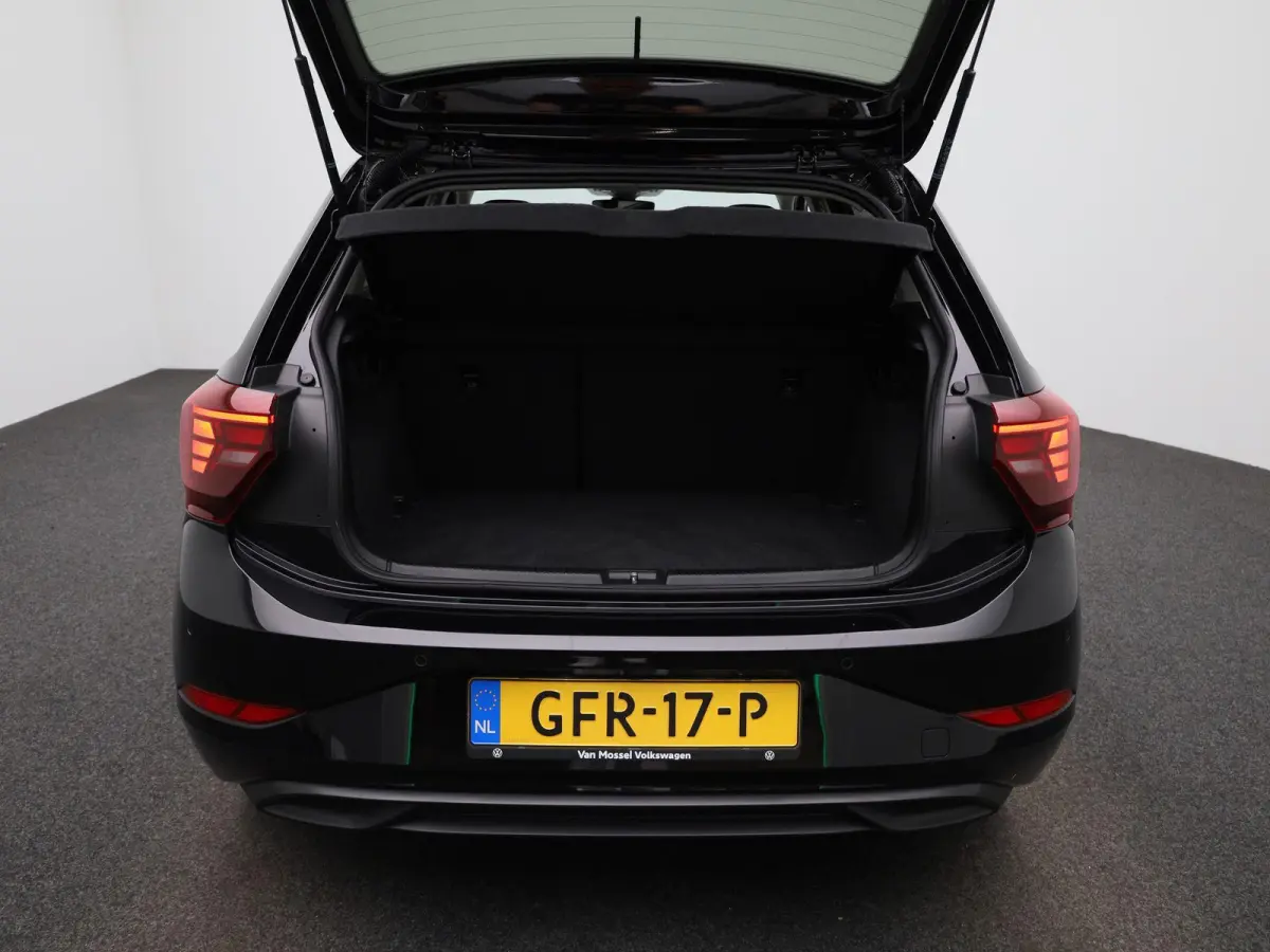 1.0 TSI Life Edition | Automaat | Apple Carplay / Android Auto | Achteruitrijcamera | Parkeersensoren | Lichtmetalen velgen |