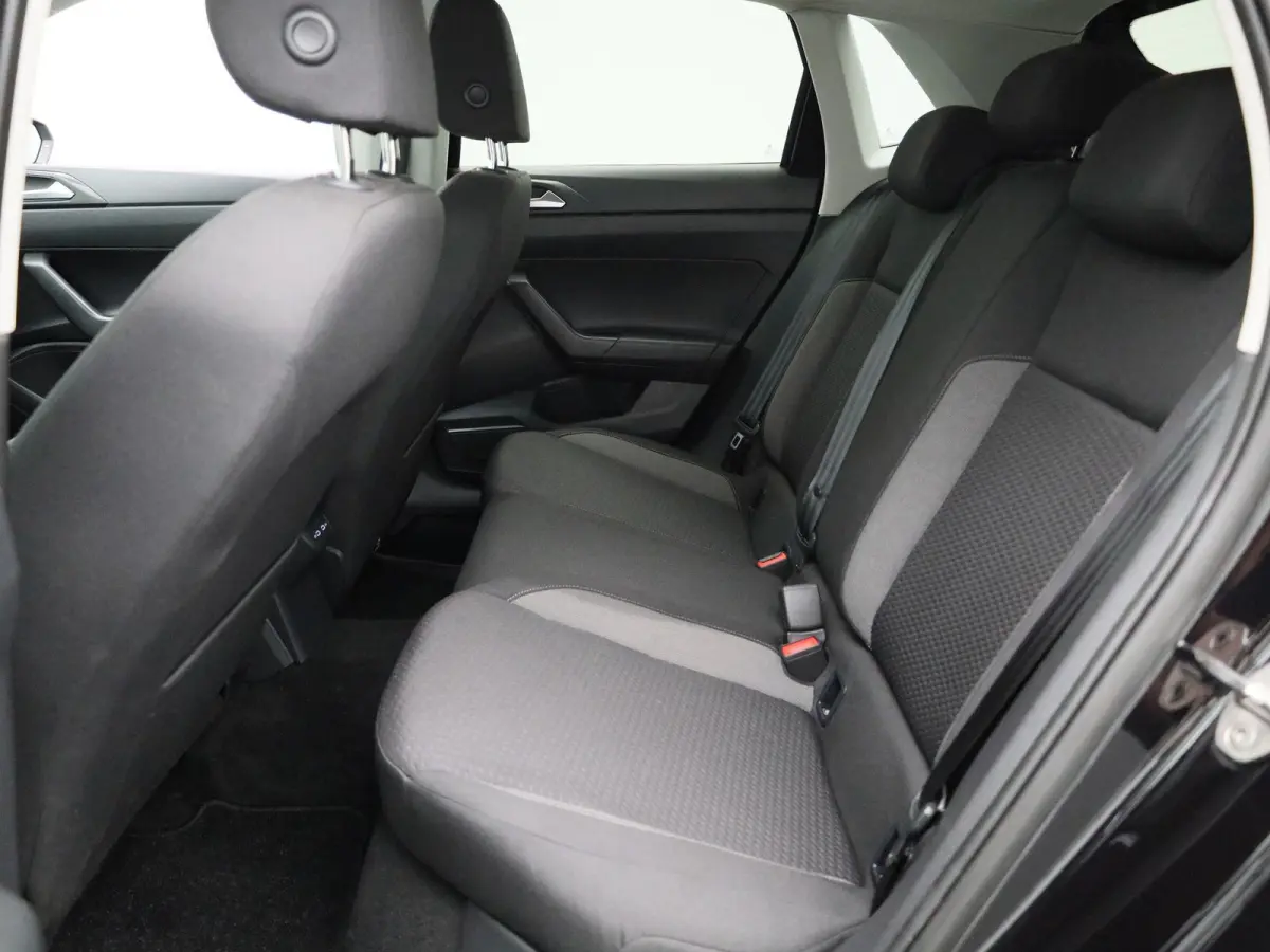 1.0 TSI Life Edition | Automaat | Apple Carplay / Android Auto | Achteruitrijcamera | Parkeersensoren | Lichtmetalen velgen |