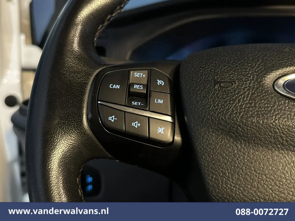 2.0 TDCI 105pk L2H1 Euro6 Airco | Camera | Navigatie | LED | Apple Carplay Cruisecontrol, Stoelverwarming, Verwarmde Voorruit, Parkeersensoren, Bijrijdersbank