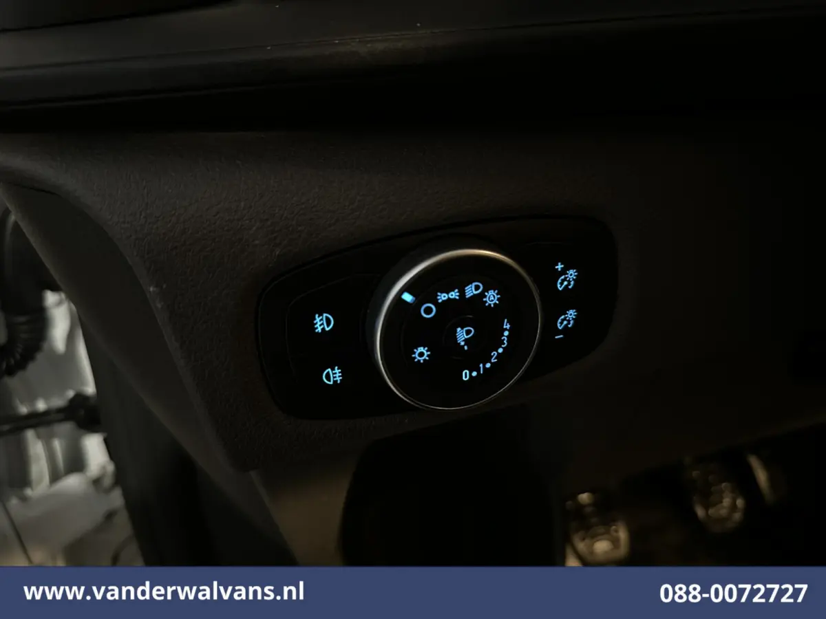 2.0 TDCI 105pk L2H1 Euro6 Airco | Camera | Navigatie | LED | Apple Carplay Cruisecontrol, Stoelverwarming, Verwarmde Voorruit, Parkeersensoren, Bijrijdersbank