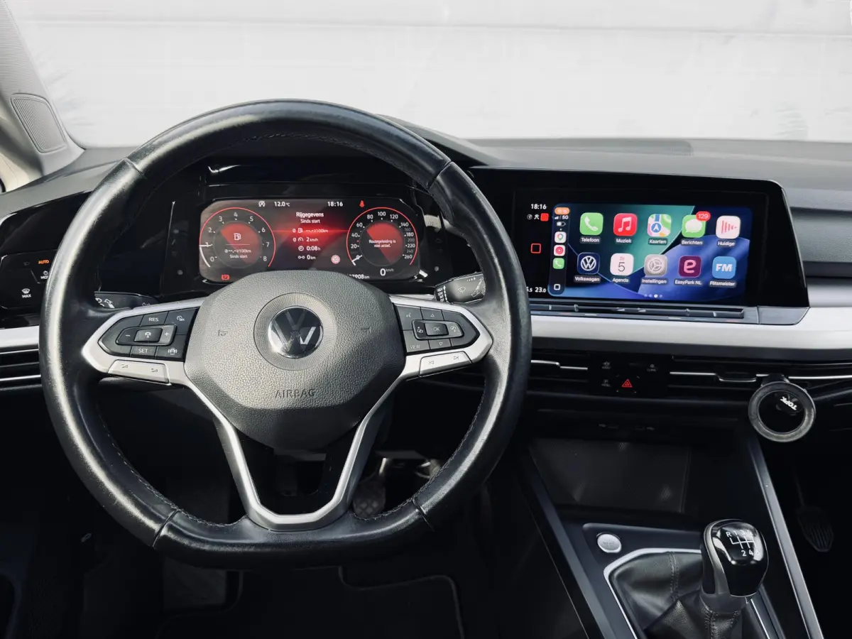 1.0 TSI Life Pano/Navi/