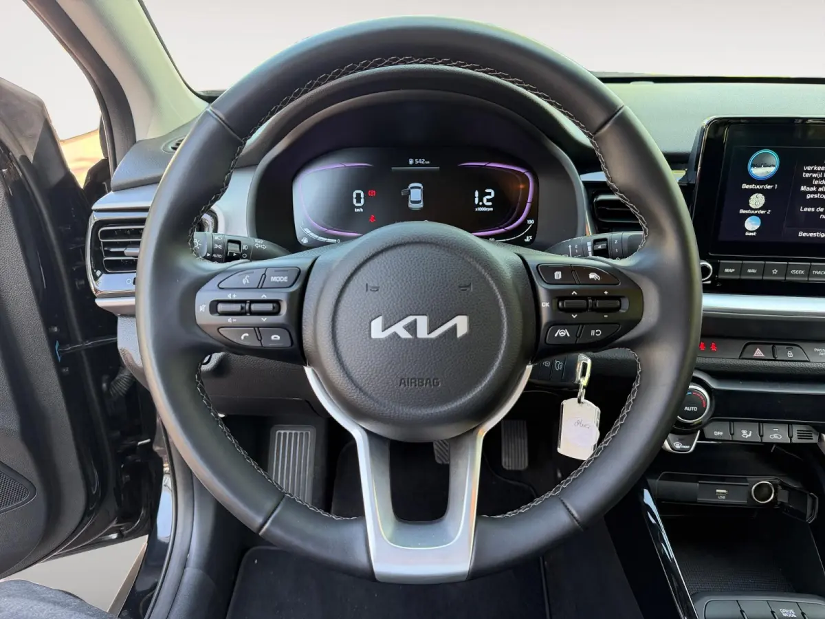 1.0 T-GDi MHEV DynamicLine Navigatie | Climate Control | Cruise Control | Apple CarPlay & Android Auto | Resterende fabrieksgarantie TM 150.000 KM | 2035