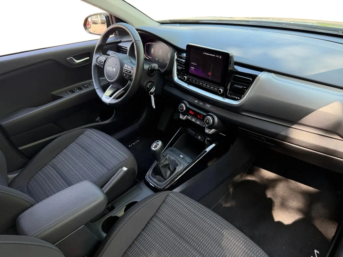 1.0 T-GDi MHEV DynamicLine Navigatie | Climate Control | Cruise Control | Apple CarPlay & Android Auto | Resterende fabrieksgarantie TM 150.000 KM | 2035