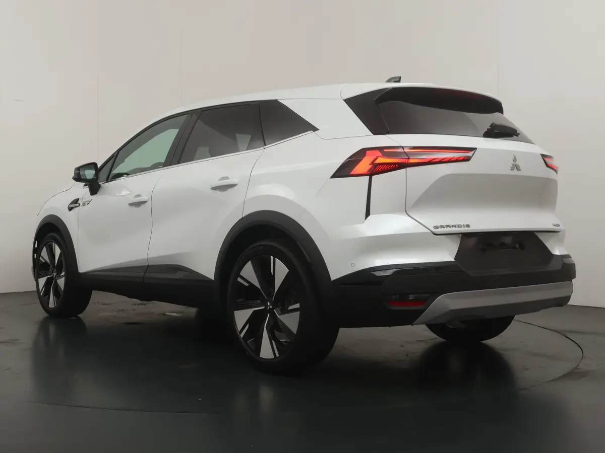 1.8 HEV Instyle | €3.000,- voorraadvoordeel! | Adaptive Cruise Control | Bekleding Leder | Climate Control | Elektrische Kofferklep | Elektrische Stoelen | Google Navigatie | Panoramadak |