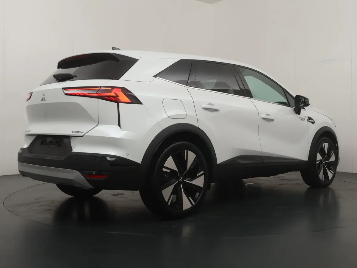 1.8 HEV Instyle | €3.000,- voorraadvoordeel! | Adaptive Cruise Control | Bekleding Leder | Climate Control | Elektrische Kofferklep | Elektrische Stoelen | Google Navigatie | Panoramadak |
