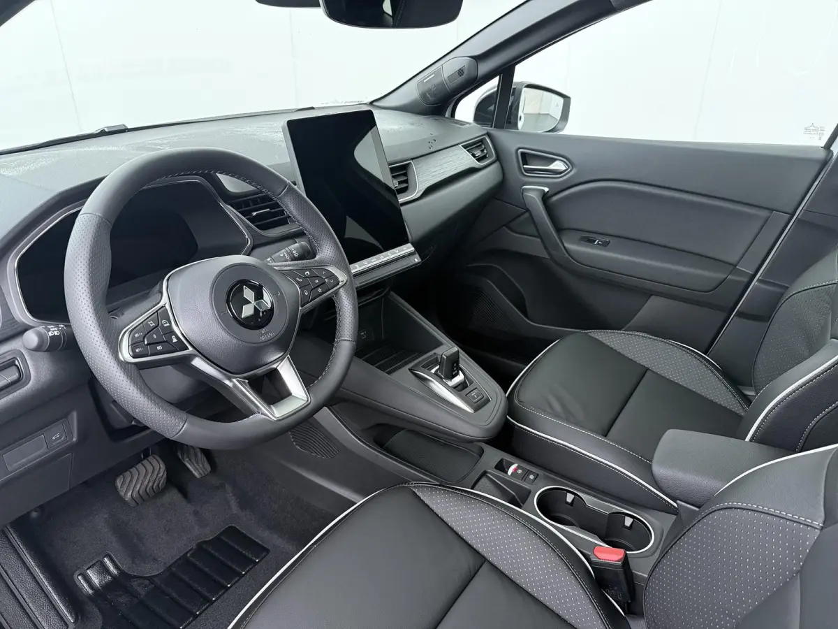 1.8 HEV Instyle | €3.000,- voorraadvoordeel! | Adaptive Cruise Control | Bekleding Leder | Climate Control | Elektrische Kofferklep | Elektrische Stoelen | Google Navigatie | Panoramadak |