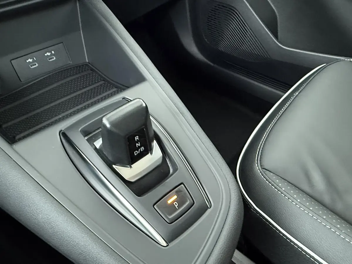 1.8 HEV Instyle | €3.000,- voorraadvoordeel! | Adaptive Cruise Control | Bekleding Leder | Climate Control | Elektrische Kofferklep | Elektrische Stoelen | Google Navigatie | Panoramadak |