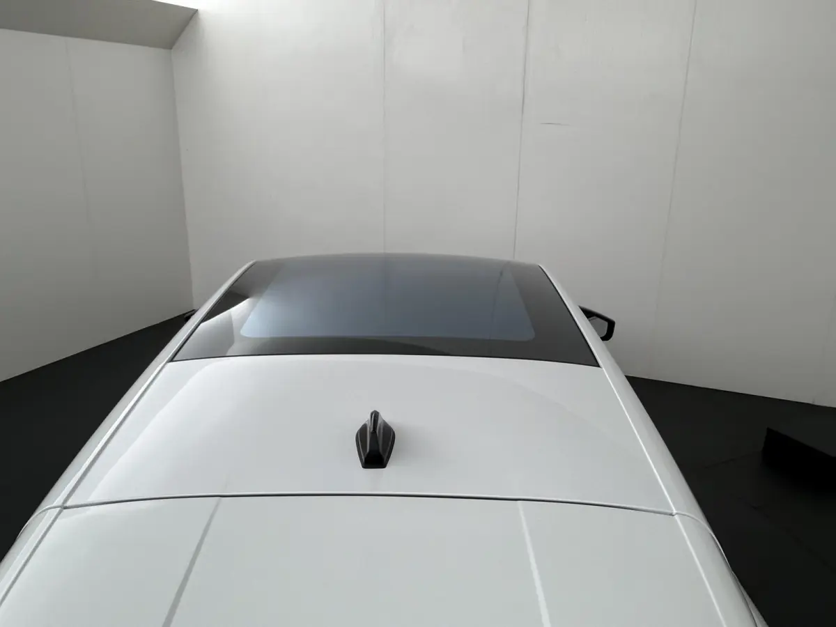 1.8 HEV Instyle | €3.000,- voorraadvoordeel! | Adaptive Cruise Control | Bekleding Leder | Climate Control | Elektrische Kofferklep | Elektrische Stoelen | Google Navigatie | Panoramadak |