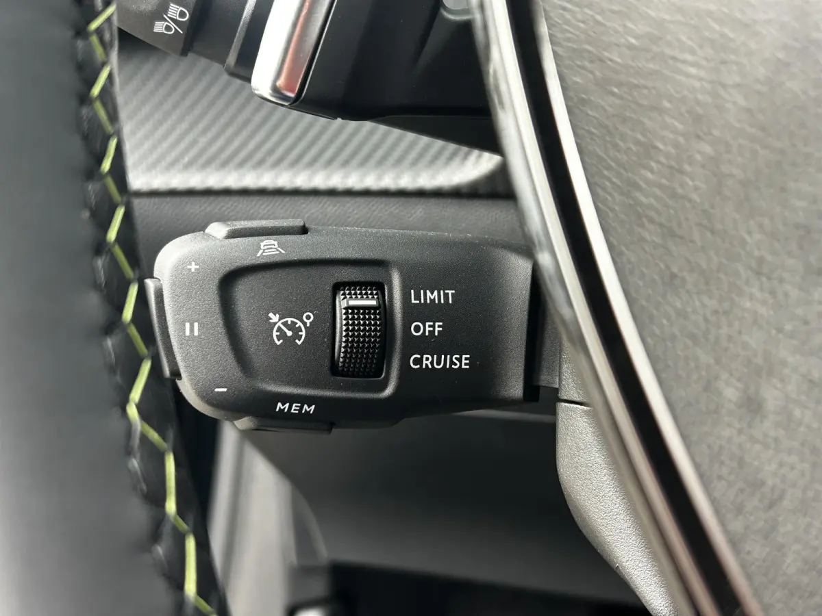 1.2 Hybrid 110 e-DCS6 GT | Camera | Navigatie | Adaptieve Cruise Control | Apple Carplay/Android Auto