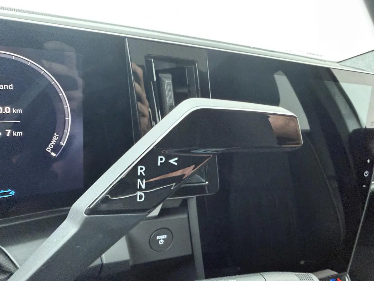Instyle 87 kWh | €3.000,- Korting | 8 jaar garantie | Adaptieve Cruise | Stoelverwarming | Warmtepomp | 360° camera & sensoren | Lederen bekleding