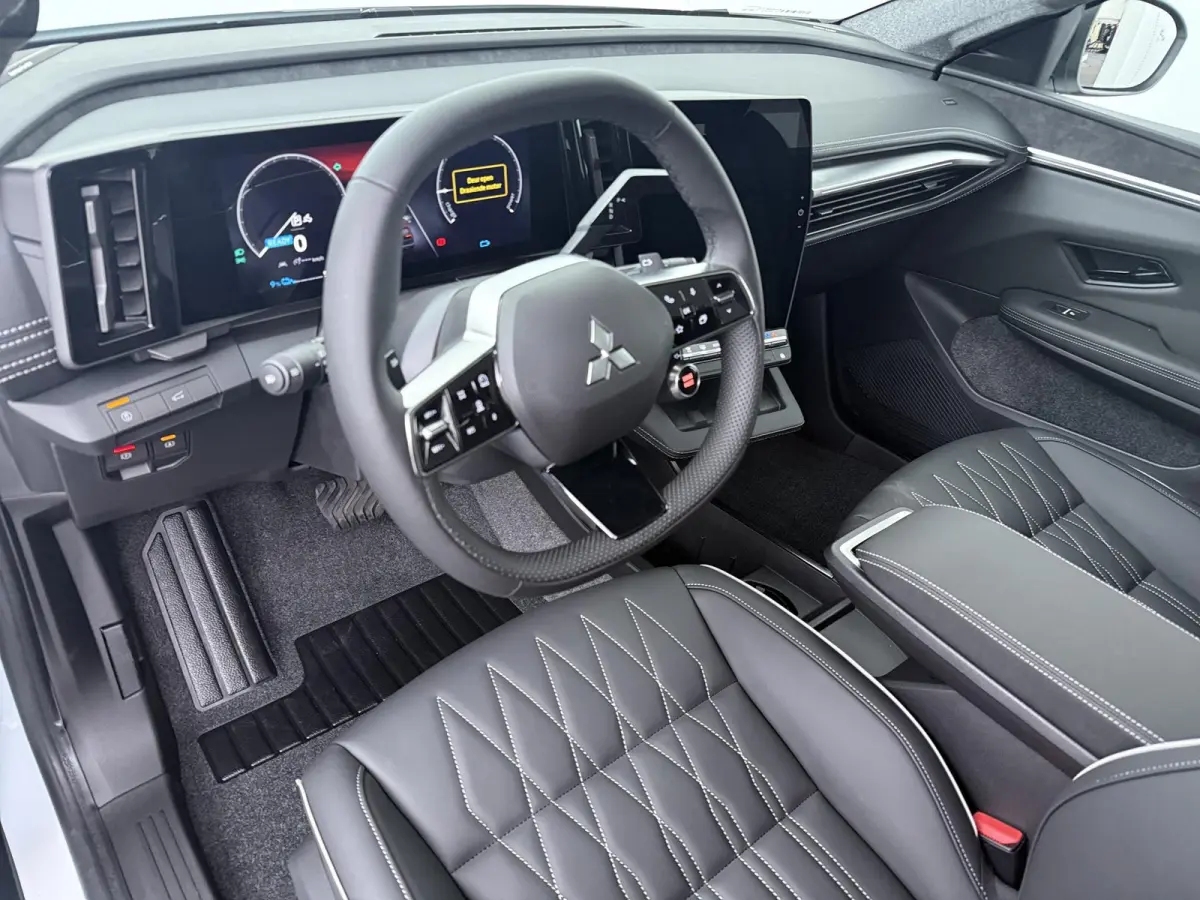 Instyle 87 kWh | €3.000,- Korting | 8 jaar garantie | Adaptieve Cruise | Stoelverwarming | Warmtepomp | 360° camera & sensoren | Lederen bekleding