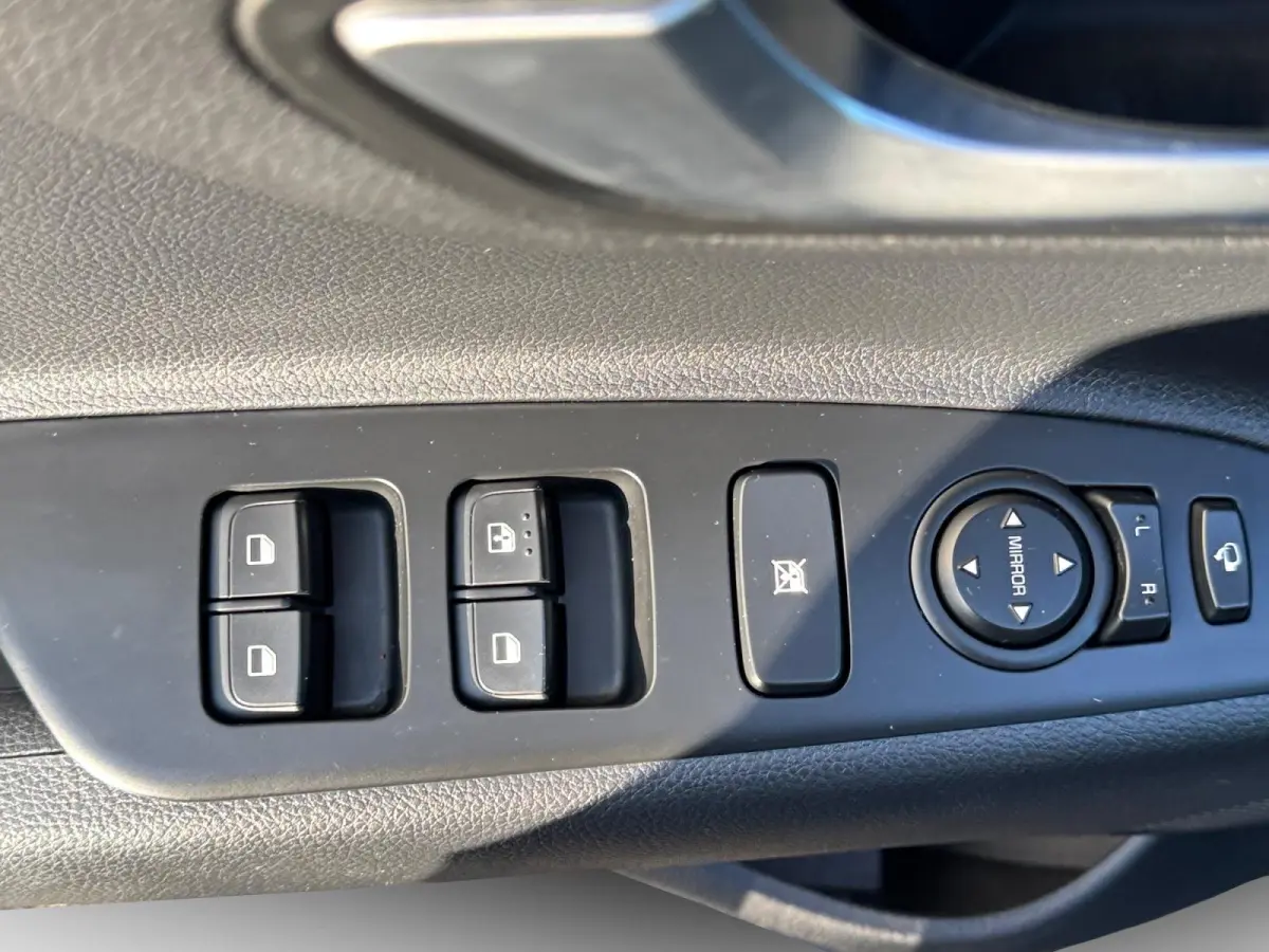 1.0 T-GDi MHEV DynamicLine | Climate Control | Camera | Cruise Control | LM Velgen | Apple Carplay | Android Auto