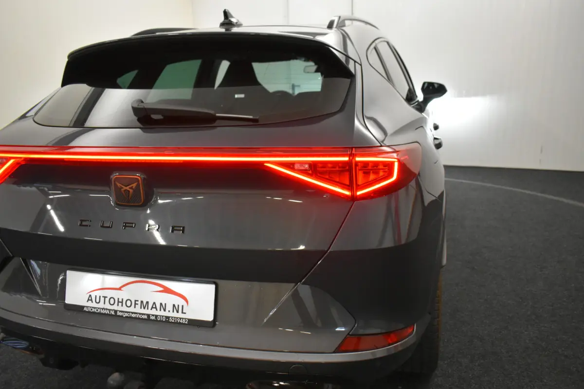 1.4 e-Hybrid VZ 245 PK 360°Camera MemSeats EL Trekh+aKlep