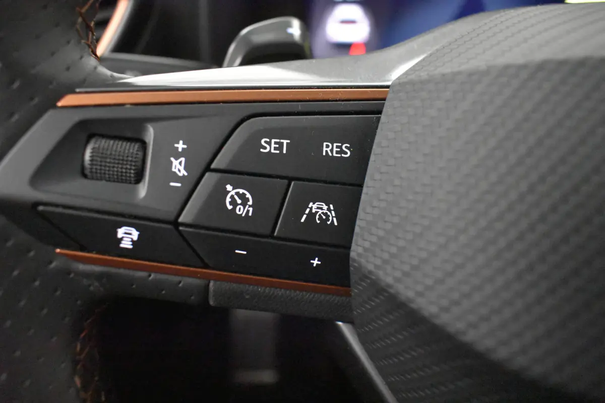 1.4 e-Hybrid VZ 245 PK 360°Camera MemSeats EL Trekh+aKlep