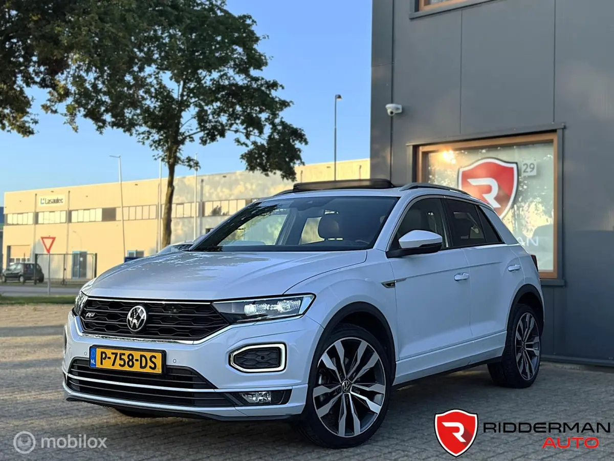 1.5 TSI R-Line|DSG|Pano|Active Info|Klep