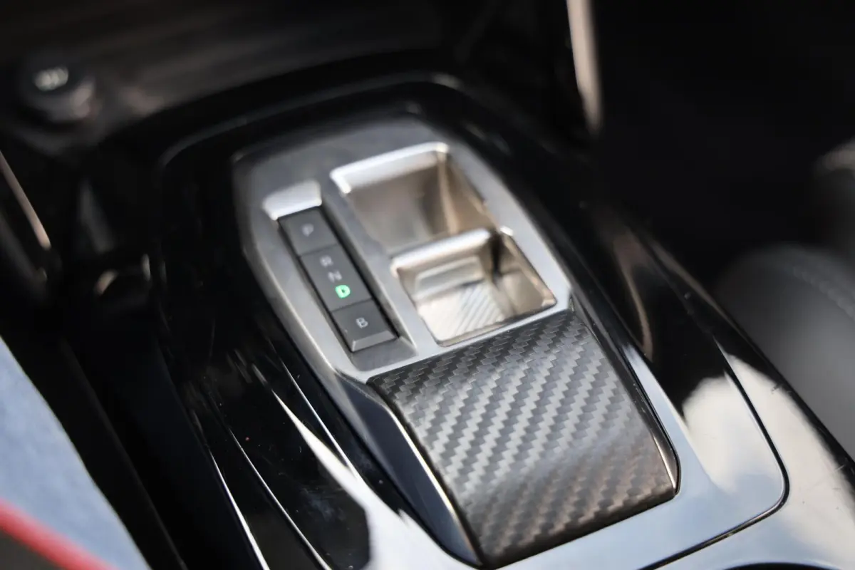 EV GT 350 50 kWh|Pano|Stoelverwarming|Camera|Apple carplay+Android auto|Clima|Cruise