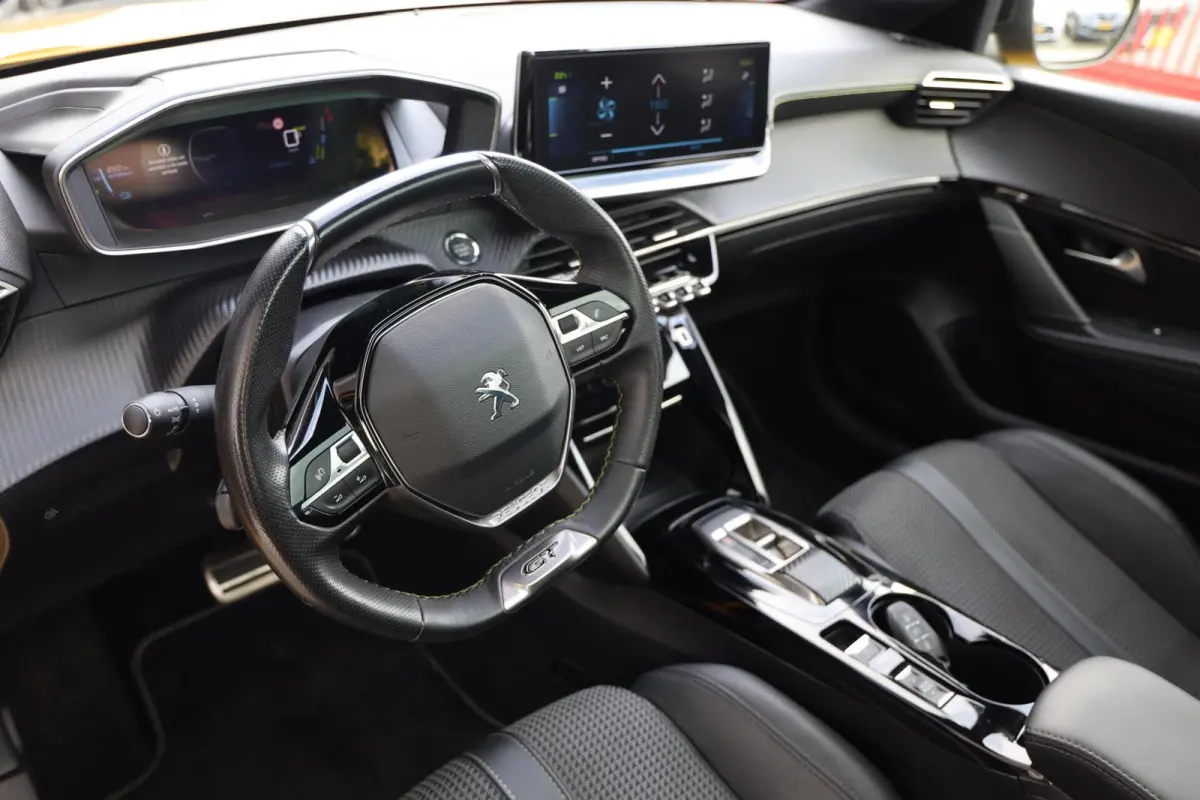 EV GT 350 50 kWh|Pano|Stoelverwarming|Camera|Apple carplay+Android auto|Clima|Cruise
