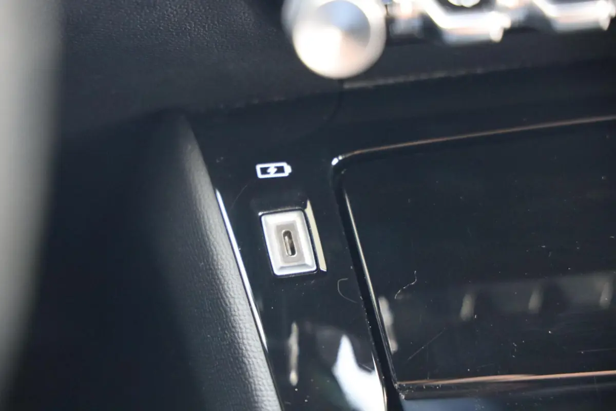 EV GT 350 50 kWh|Pano|Stoelverwarming|Camera|Apple carplay+Android auto|Clima|Cruise