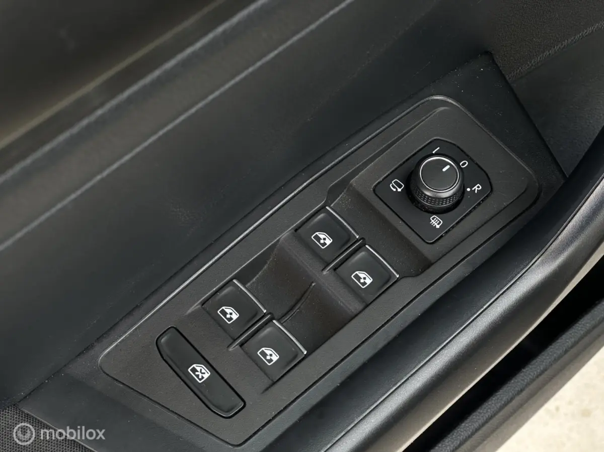 1.0 TSI Style TREKHAAK/CARPLAY/ACC/STL.VRW