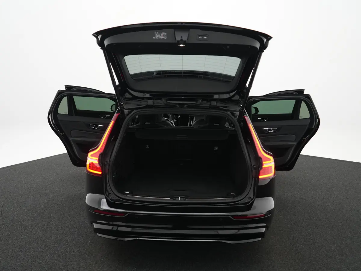 T8 Recharge AWD Plus Dark | 455pk | Head-Up | 360° | Panoramadak | Harman/Kardon | Sportstoel | Nappa | Trekhaak