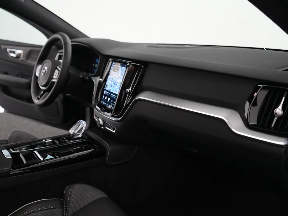 T8 Recharge AWD Plus Dark | 455pk | Head-Up | 360° | Panoramadak | Harman/Kardon | Sportstoel | Nappa | Trekhaak