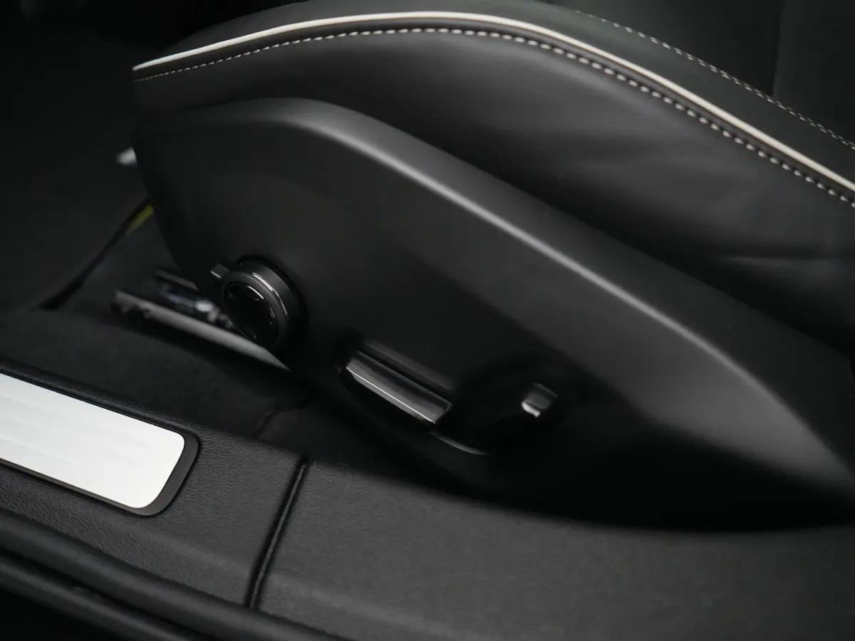 T8 Recharge AWD Plus Dark | 455pk | Head-Up | 360° | Panoramadak | Harman/Kardon | Sportstoel | Nappa | Trekhaak