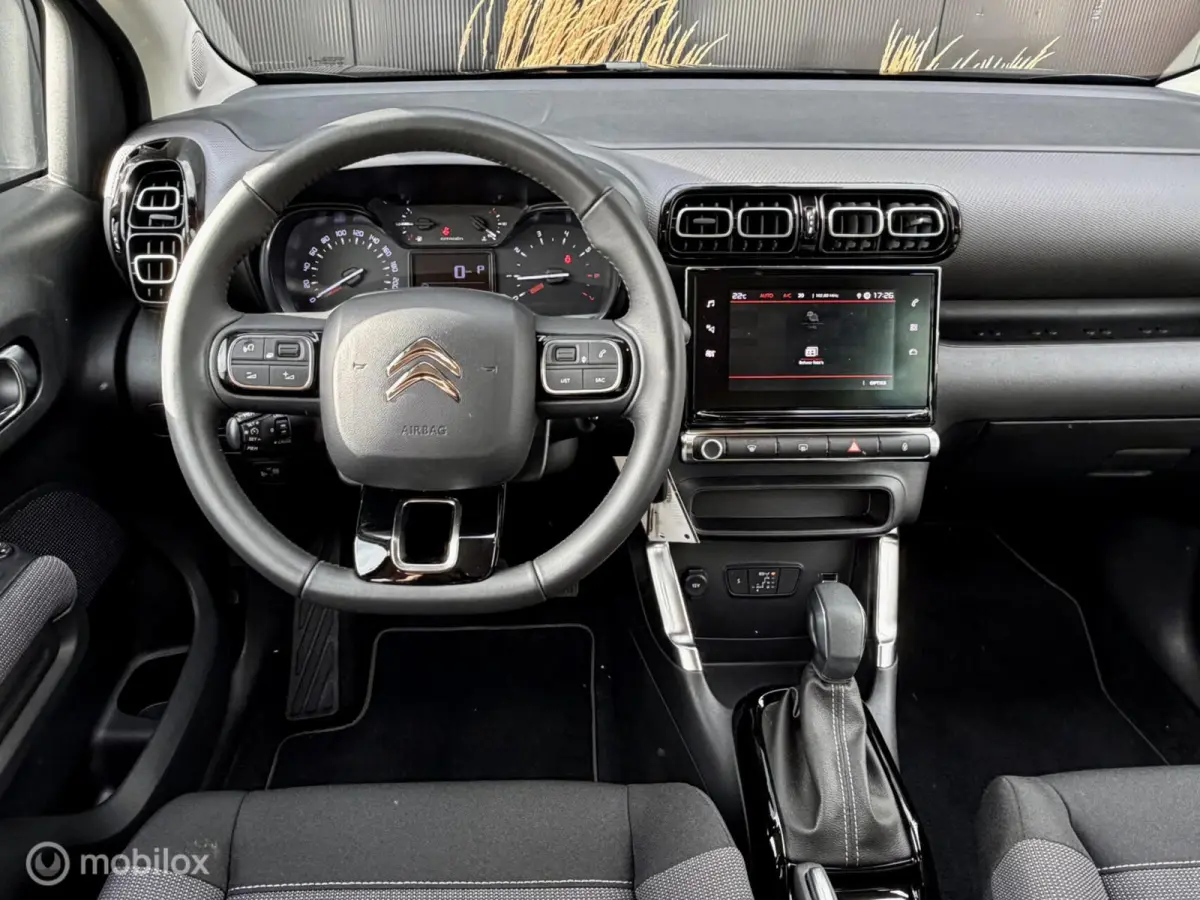 C-Series 130pk I Automaat I Carplay I