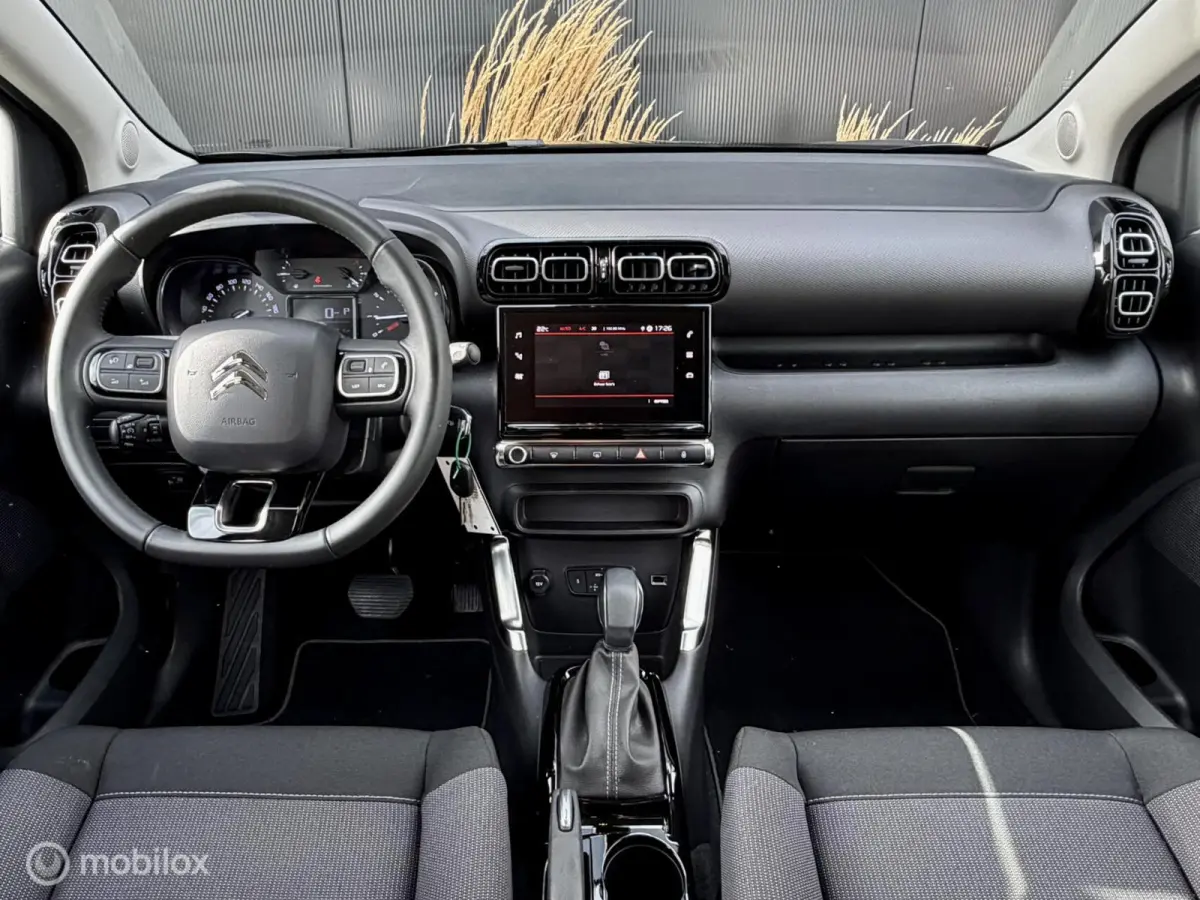 C-Series 130pk I Automaat I Carplay I