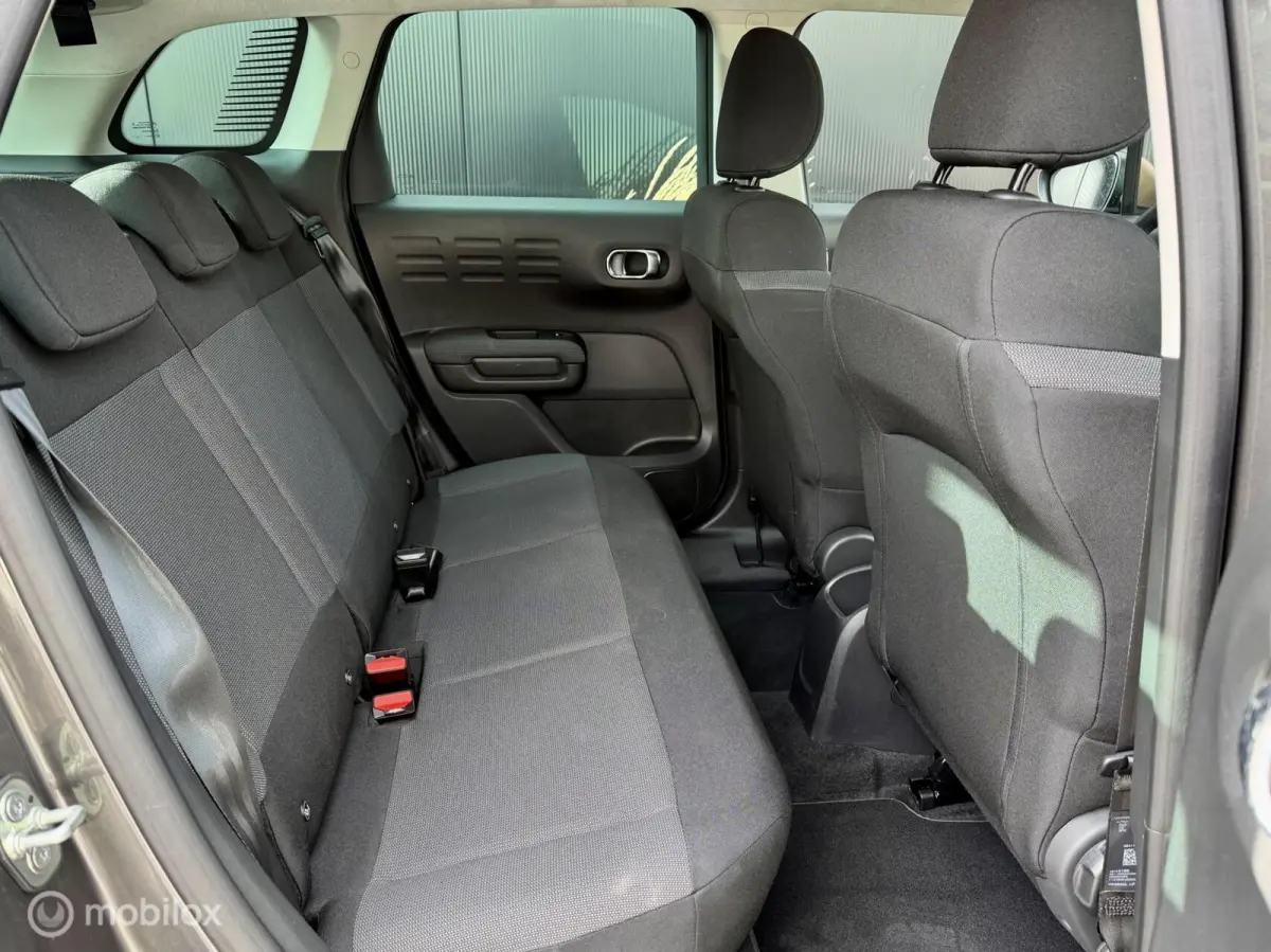 C-Series 130pk I Automaat I Carplay I
