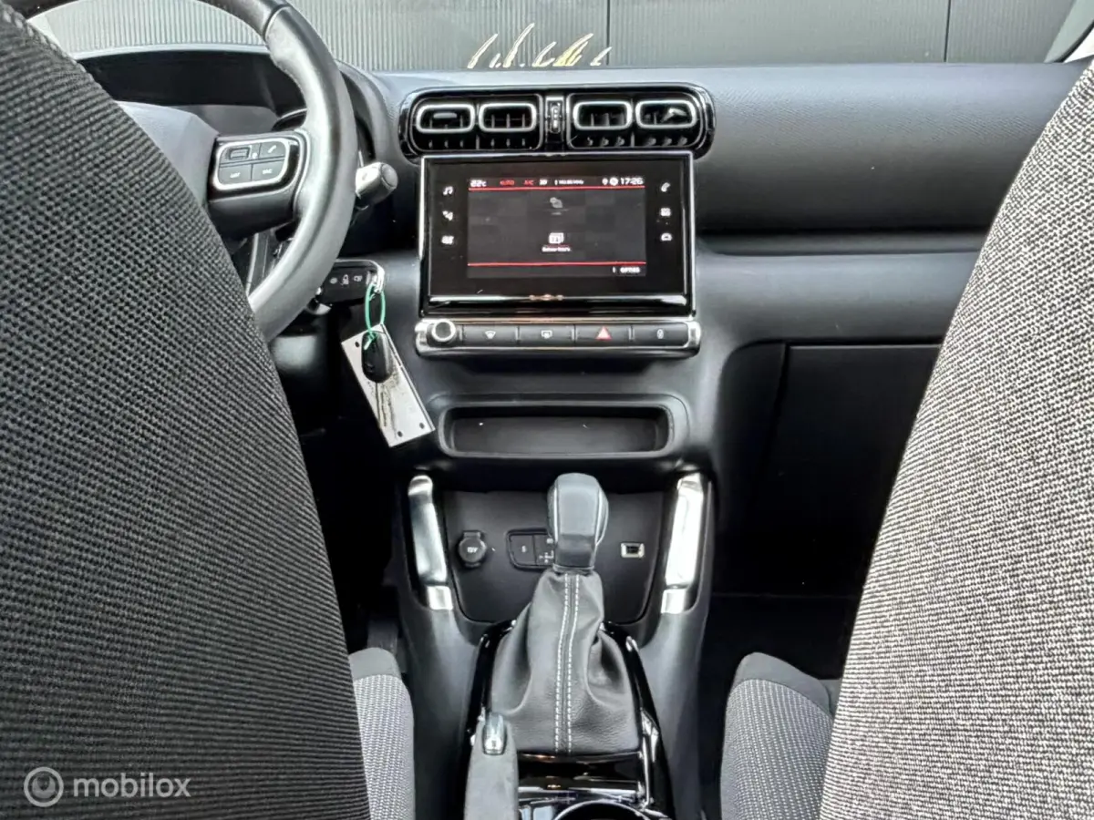 C-Series 130pk I Automaat I Carplay I