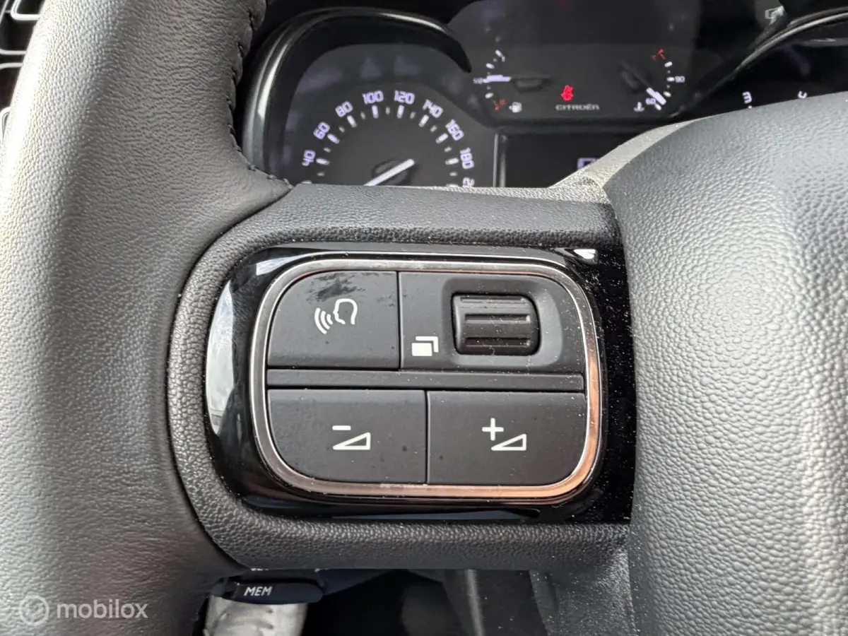 C-Series 130pk I Automaat I Carplay I