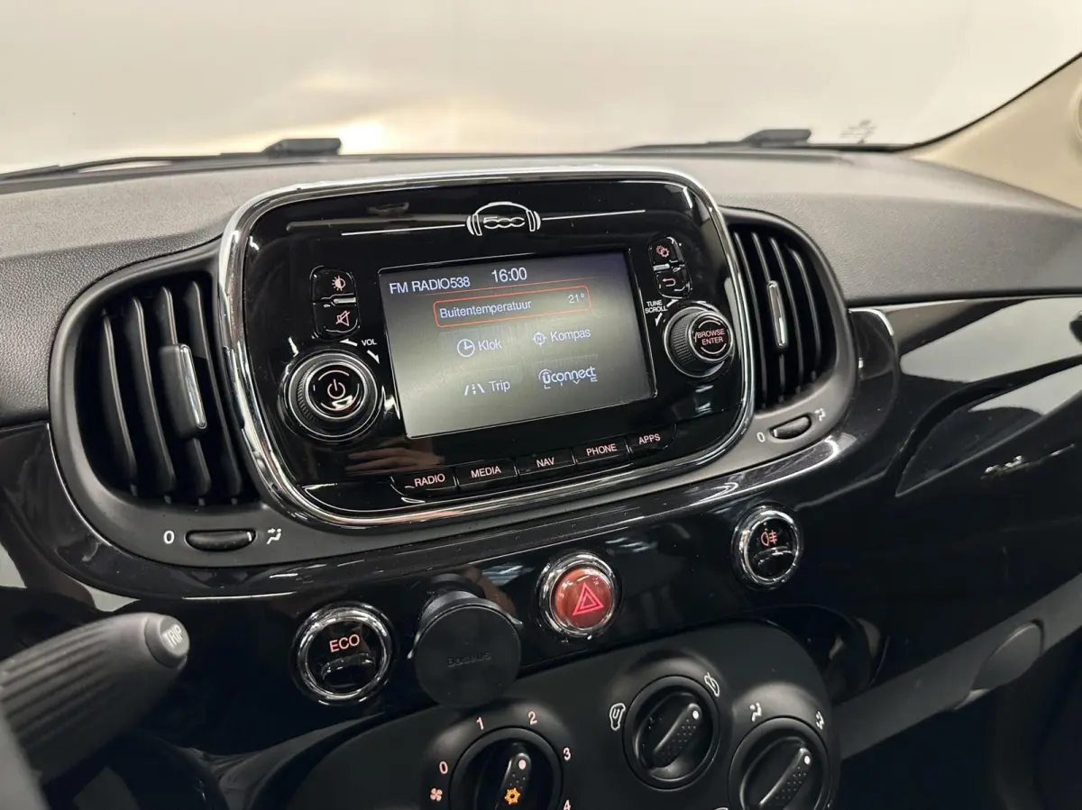 0.9 TwinAir Lounge AIRCO NAVI LEER PANO 96000 KM.