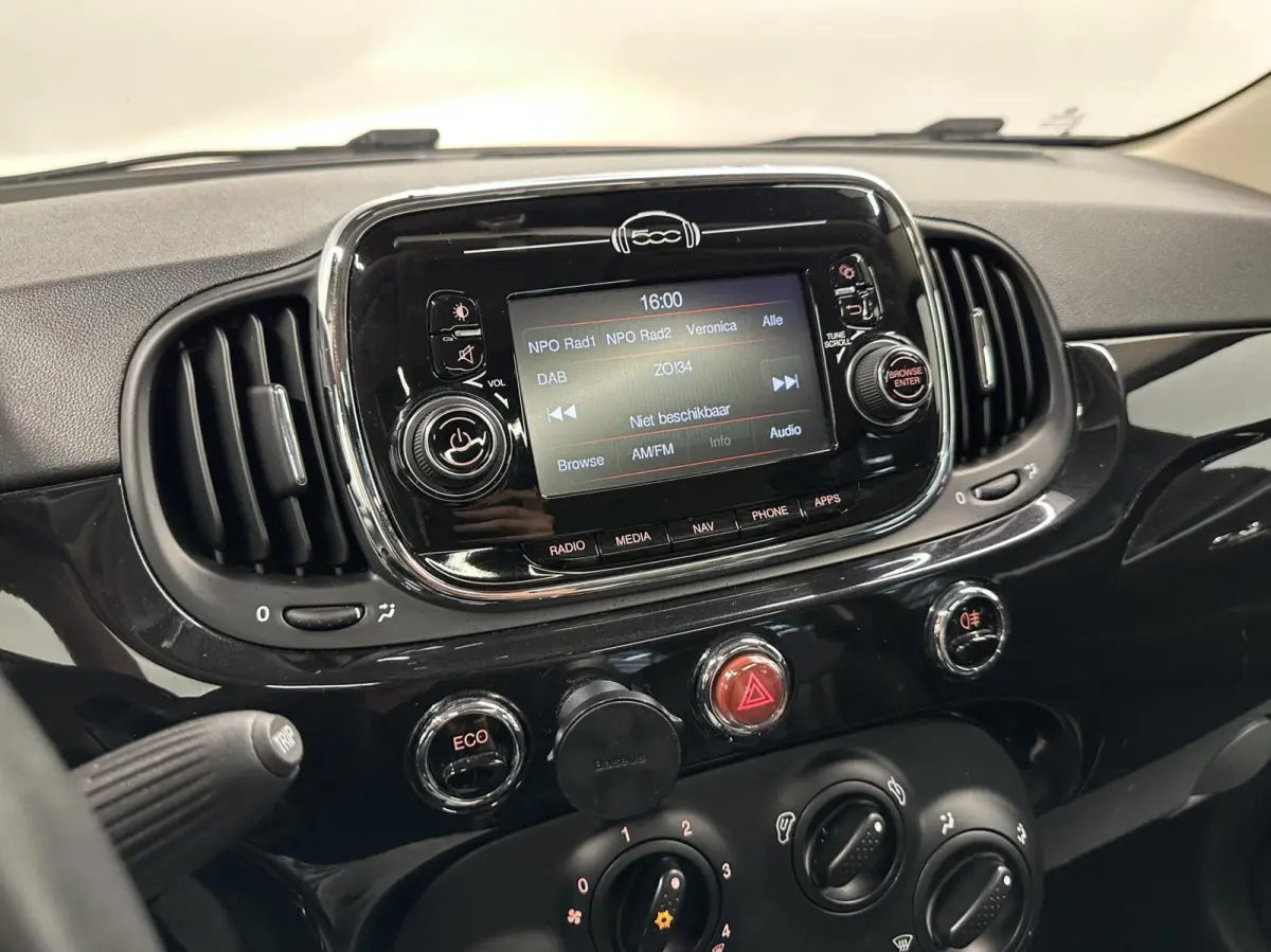 0.9 TwinAir Lounge AIRCO NAVI LEER PANO 96000 KM.
