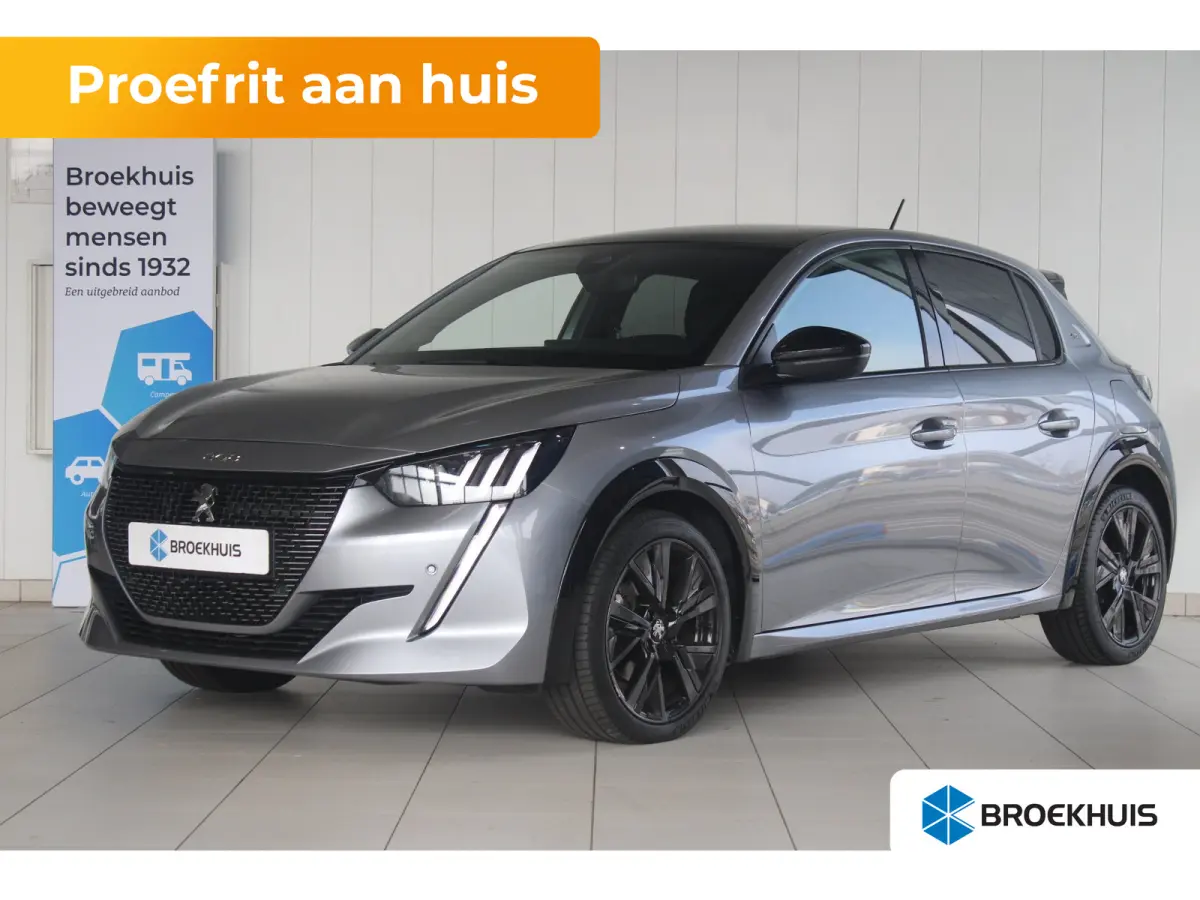 1.2 Turbo 100-PK EAT8 Panorama Dak | Camera | 17" Lichtmetaal | Digitaal Dashboard | Parkeersensoren Rondom | Navigatie | LED