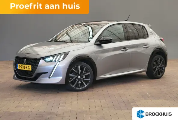 1.2 Turbo 100-PK EAT8 Panorama Dak | Camera | 17" Lichtmetaal | Digitaal Dashboard | Parkeersensoren Rondom | Navigatie | LED