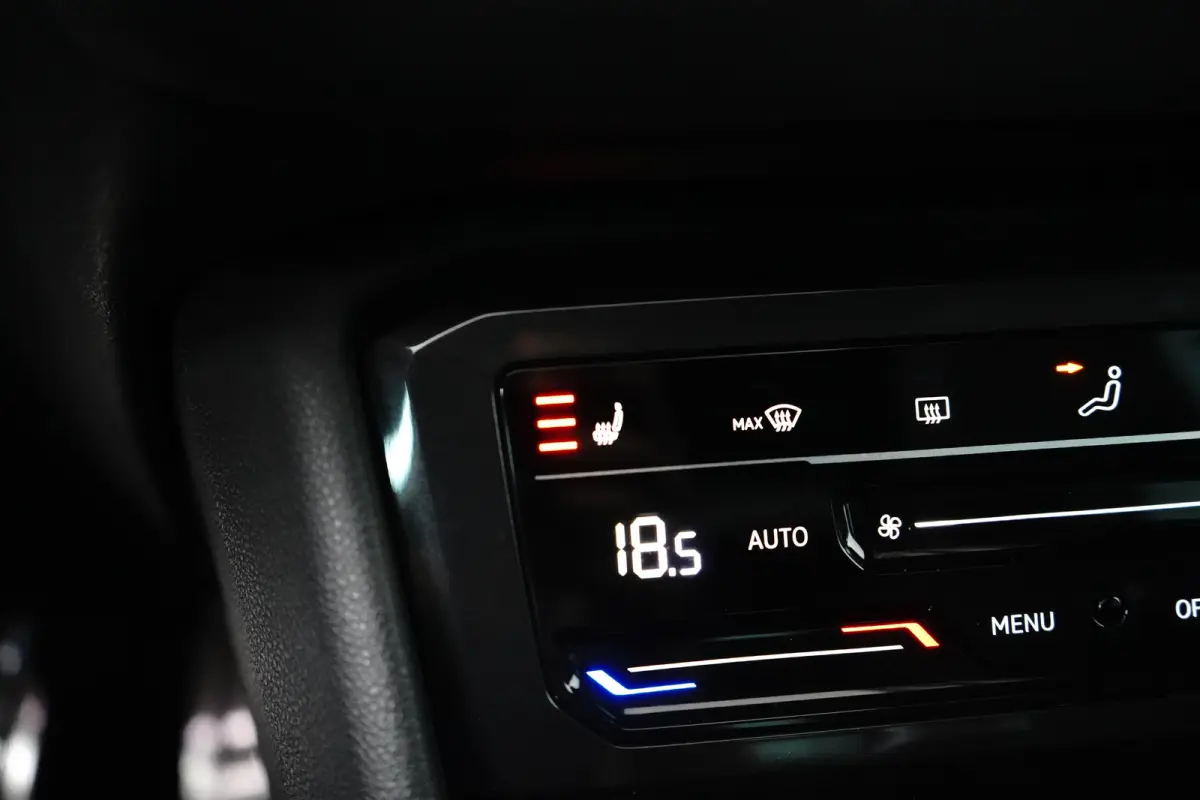1.4 TSI eHybrid R-Line Business | Achteruitrijcamera | Adaptief demping systeem | Cruise control adaptief