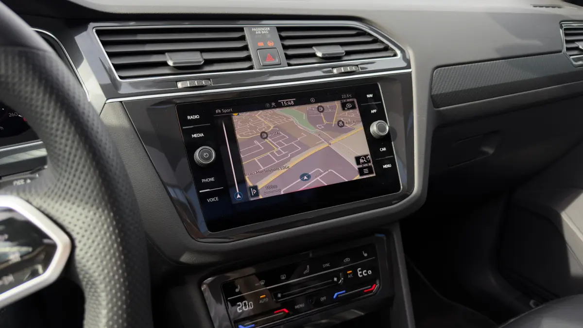 1.4 TSI eHybrid R-Line Business | Achteruitrijcamera | Adaptief demping systeem | Cruise control adaptief