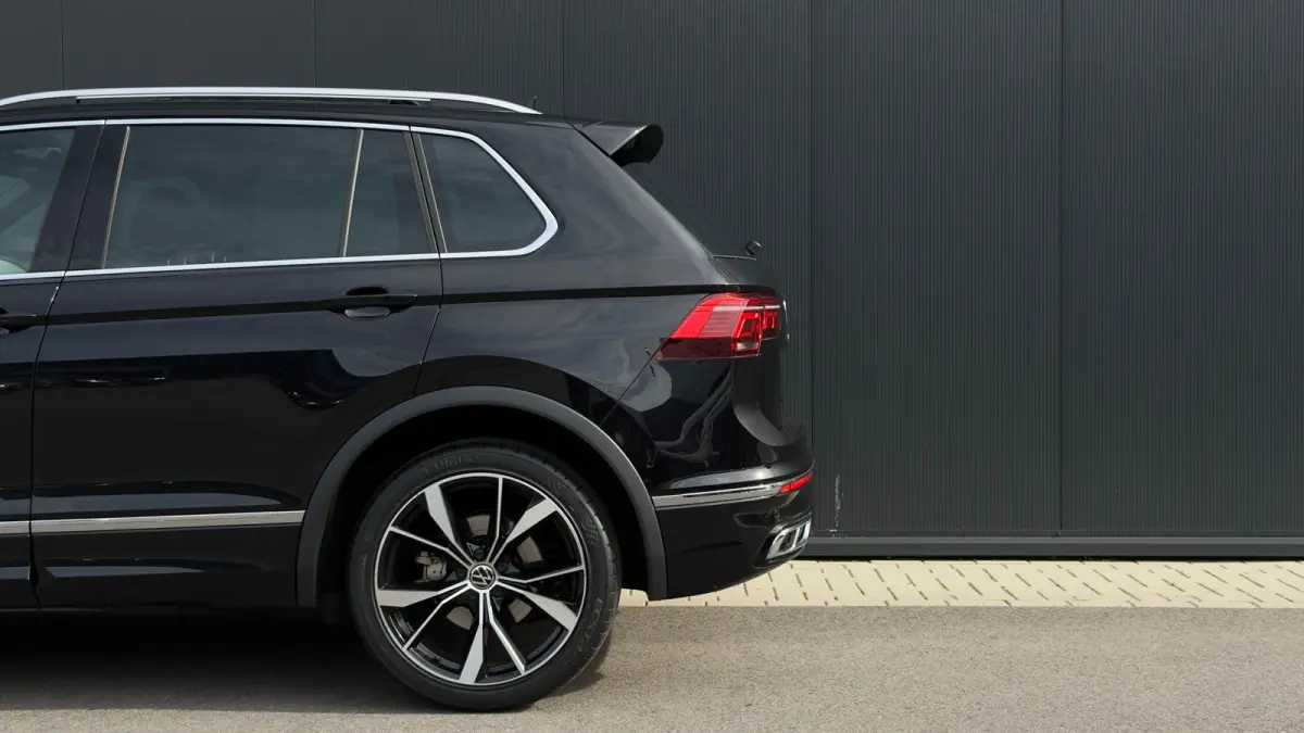 1.4 TSI eHybrid R-Line Business | Achteruitrijcamera | Adaptief demping systeem | Cruise control adaptief