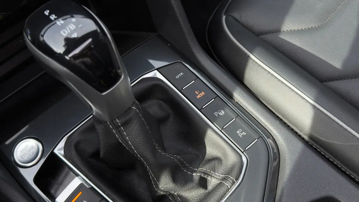 1.4 TSI eHybrid R-Line Business | Achteruitrijcamera | Adaptief demping systeem | Cruise control adaptief