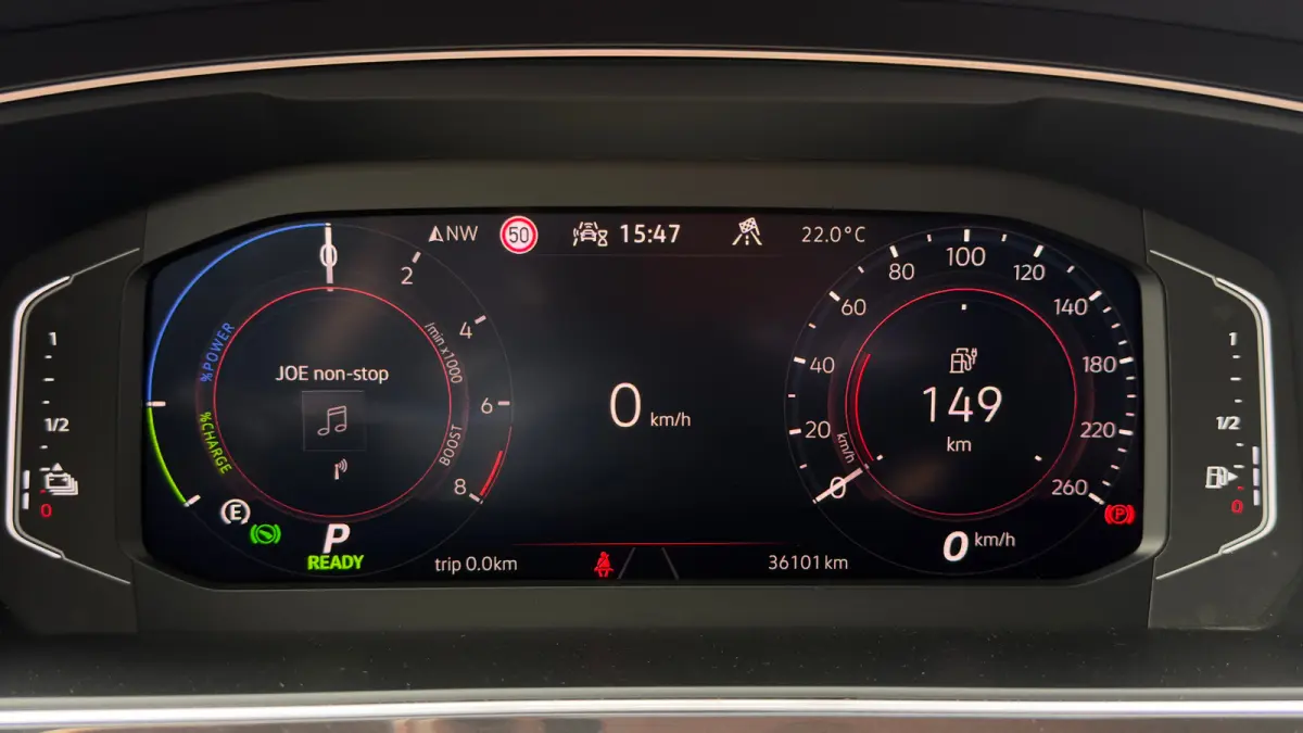 1.4 TSI eHybrid R-Line Business | Achteruitrijcamera | Adaptief demping systeem | Cruise control adaptief