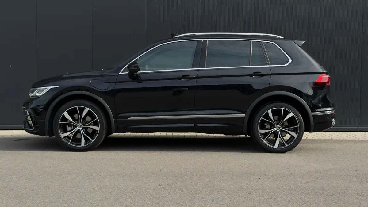 1.4 TSI eHybrid R-Line Business | Achteruitrijcamera | Adaptief demping systeem | Cruise control adaptief