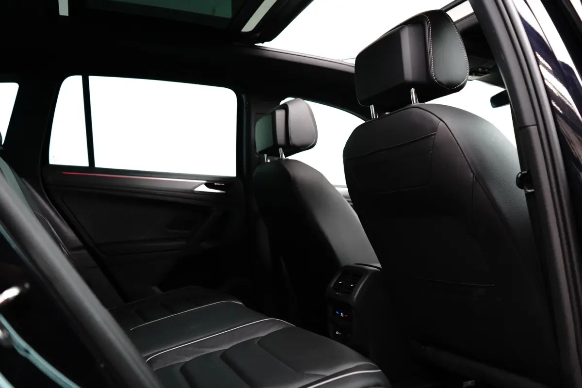 1.4 TSI eHybrid R-Line Business | Achteruitrijcamera | Adaptief demping systeem | Cruise control adaptief