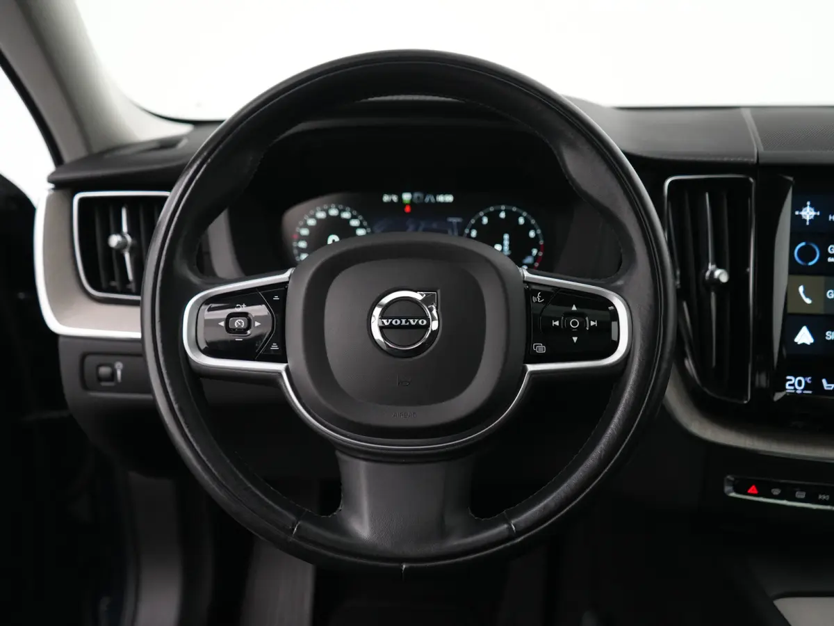 B5 Inscription | Head-Up | 360° | Harman/Kardon | Panoramadak | Trekhaak | Standkachel | Adaptive Cruise | BLIS
