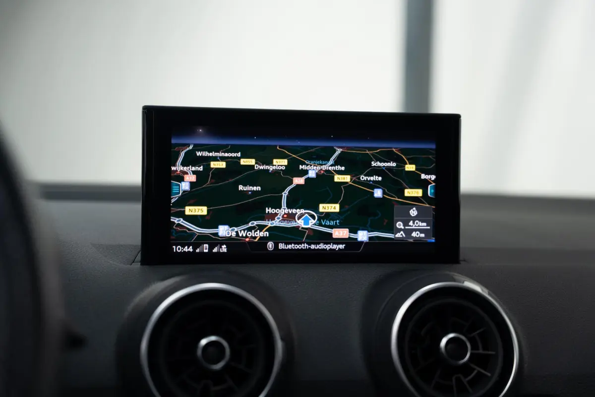 SQ2 2.0 TFSI SQ2*PANO*ACC*LANE-ASS*VIRTUAL*HUD*B&O*CAM